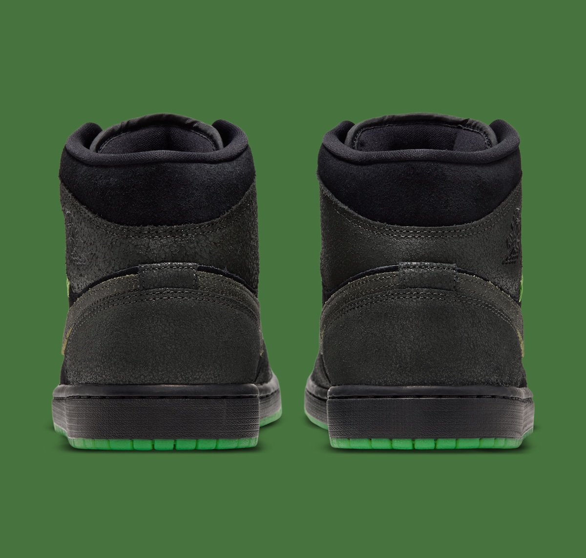 야광 밑창·XXIII 스티치·텅 점프맨 디테일 / 출처: Sneaker Bar Detroit