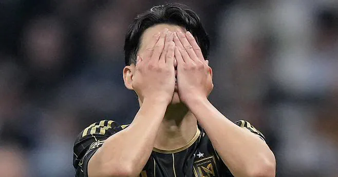 LAFC 유니폼의 선수 / 출처: 조선일보