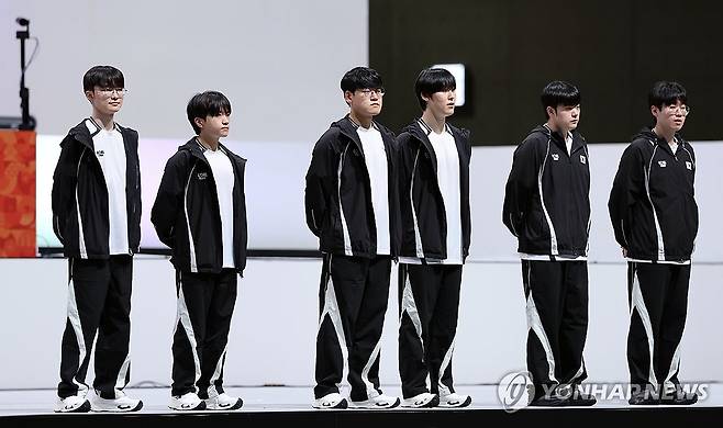 아시안게임 롤 대표팀 우승 관련 보도 이미지 / 출처: 연합뉴스