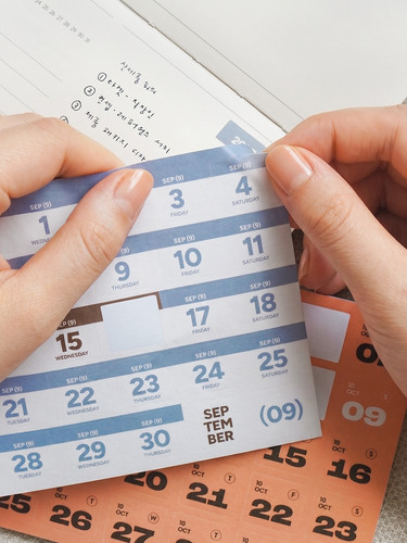 리훈 2027년 달력 스티커북 상세페이지 공개 이미지